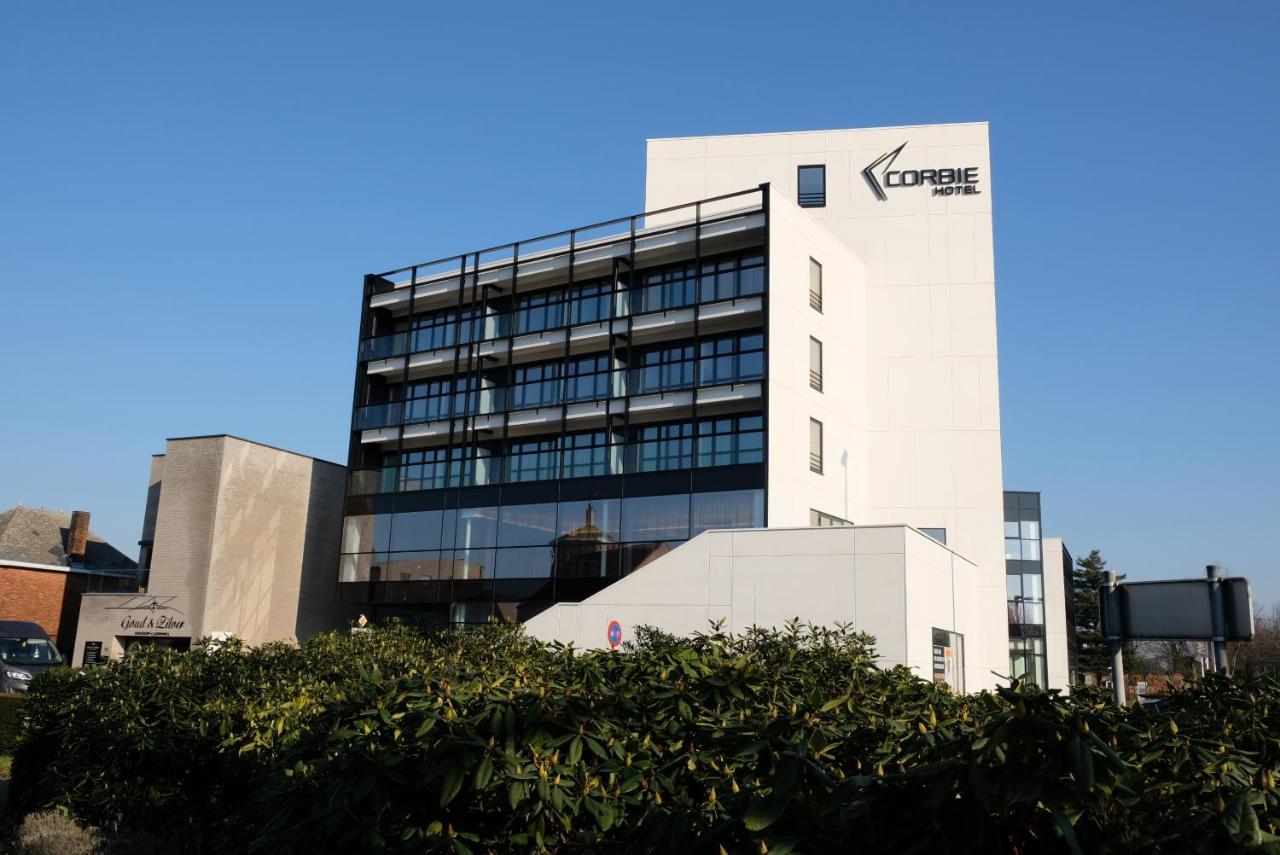 Corbie Lommel Ring Hotel Exterior foto